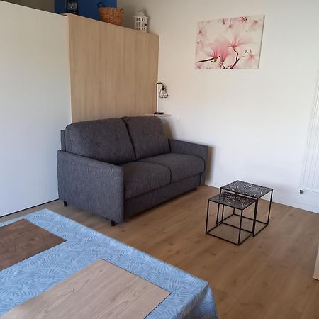 Gite La Petite Maison Montournais Eksteriør bilde